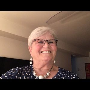 Meet your Posher, Frances